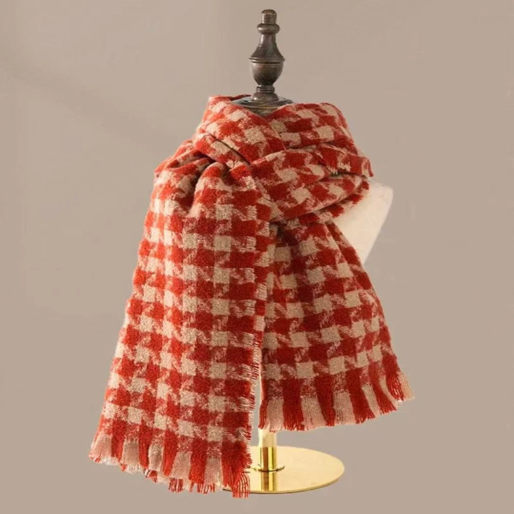 Black and White Plaid Printed Scarf Women's Autumn and Winter Polyester Fiber Scarf Fashionable and Versatile Warm Neck Shawl