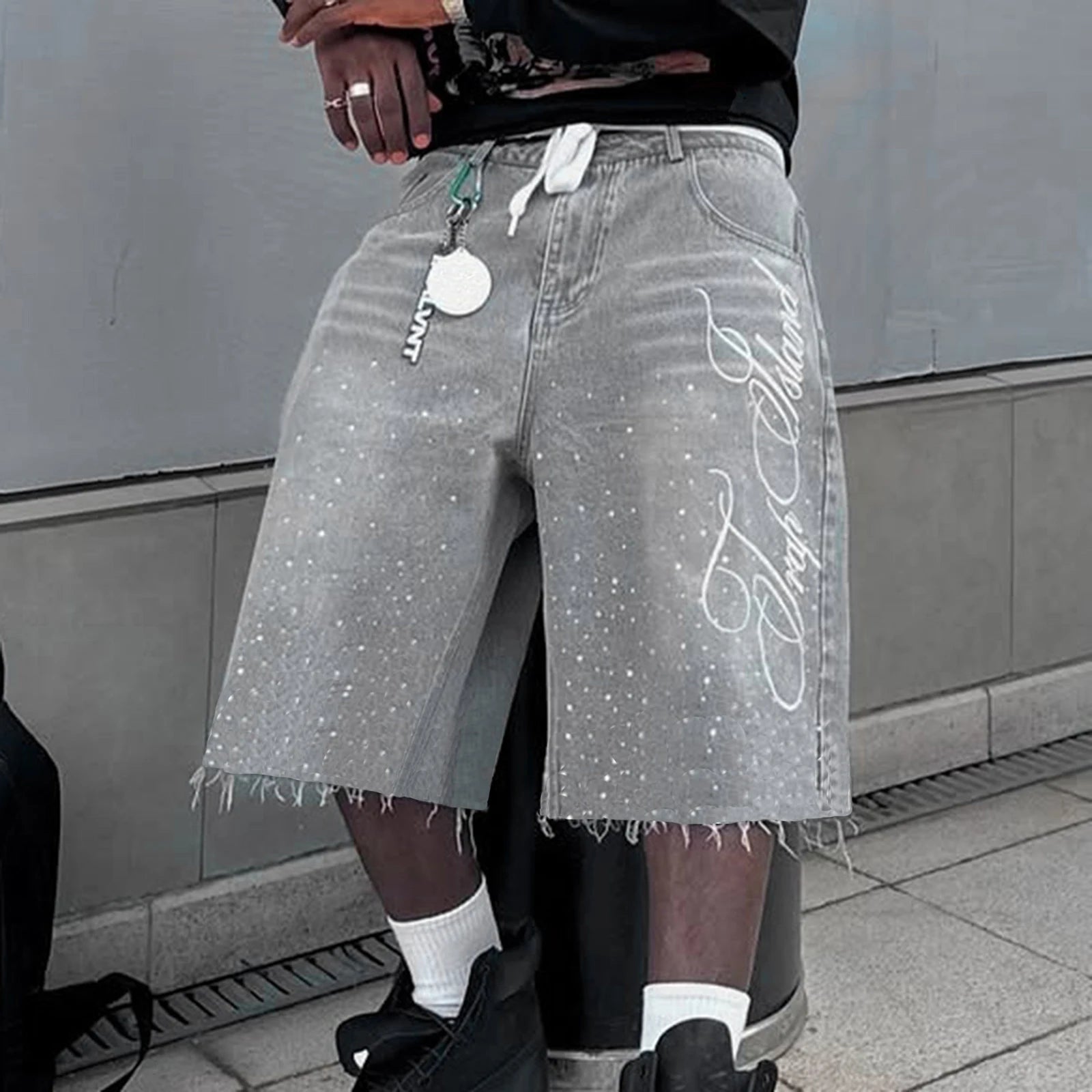 Men's Summer Casual Denim Shorts Knee Length Trendy Letter Embroidered Rhinestone Jeans Shorts Fashion Streetwear