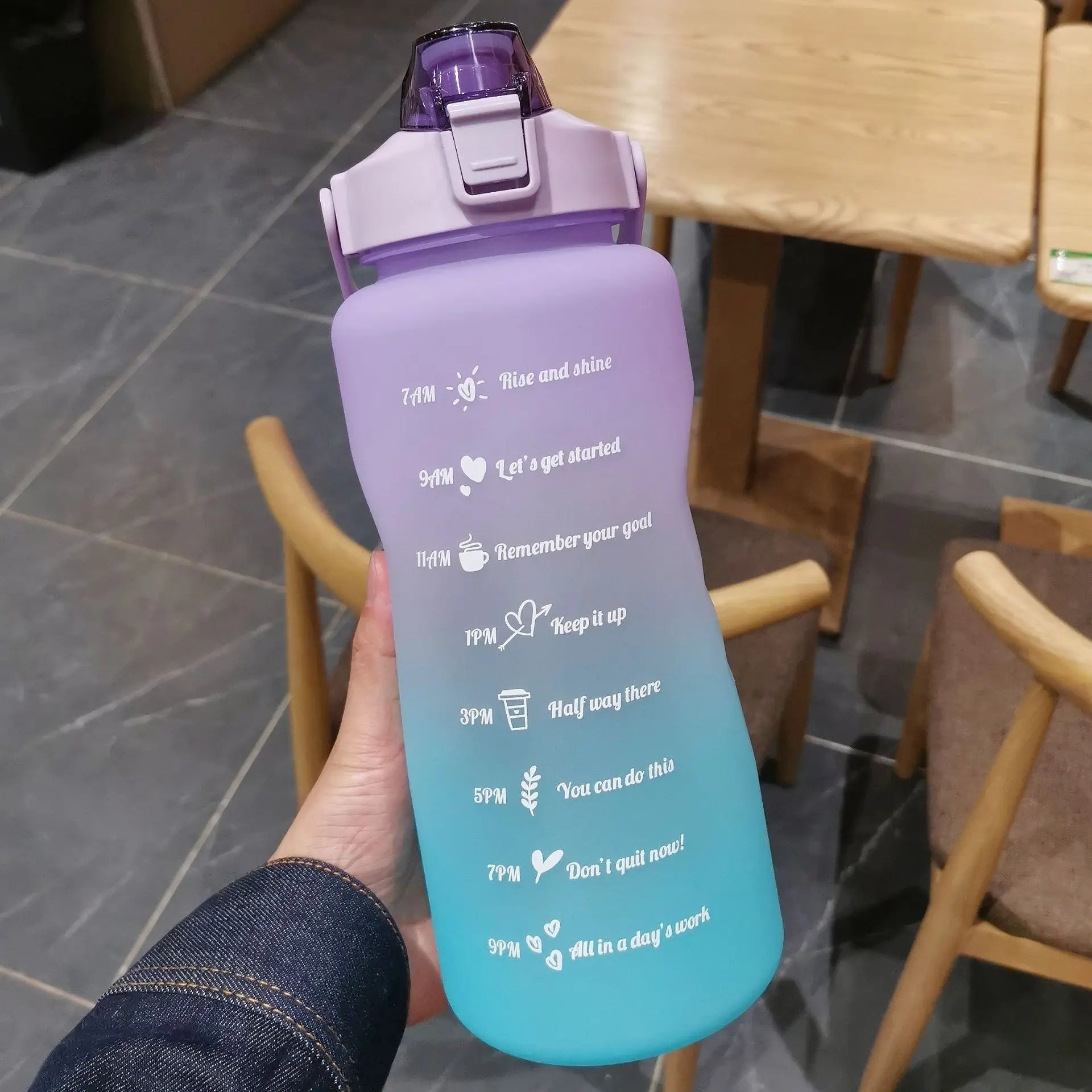 2000ml Sports Drinking Bottles with Time Marker Men Women Water Bottle with Straw Large Capacity Outdoor Cup Fitness Drinkware