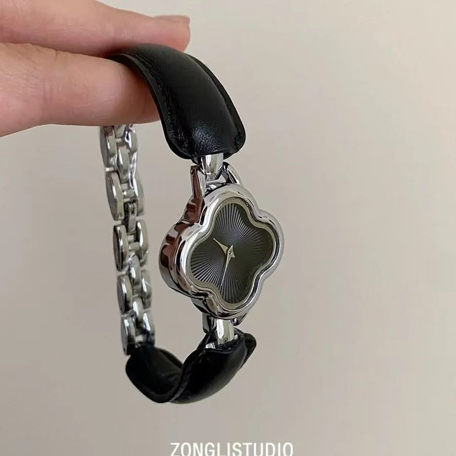 New belt women's watch flower dial fashionable light luxury bracelet, gift for girlfriend, party jewelry