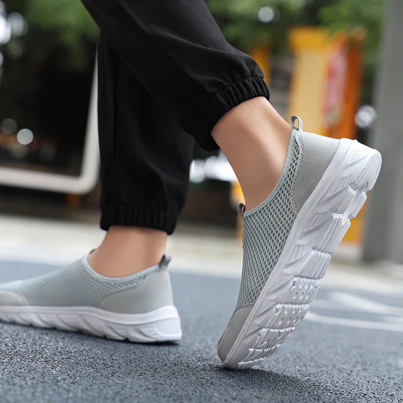 Men's Summer Breathable Mesh Shoes Easy Wearing Casual Sports Sneakers Comfortable Lightweight Footwear