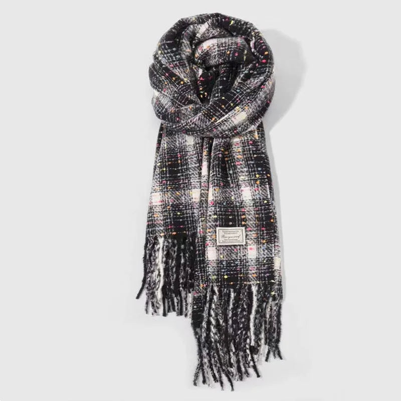 Black and White Plaid Printed Scarf Women's Autumn and Winter Polyester Fiber Scarf Fashionable and Versatile Warm Neck Shawl